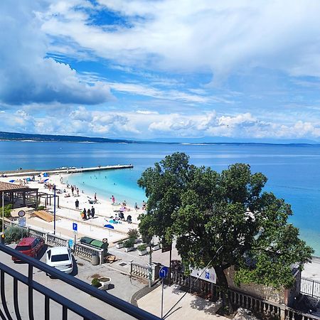 Apartmani Plaza Selce Esterno foto